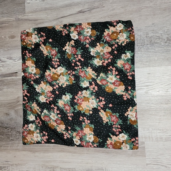 Accessories - Flower Scarf